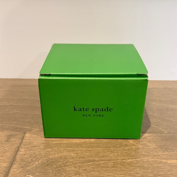 NWT Kate Spade Make It Pop Gold Floral Covered Box - Picture 3 of 8